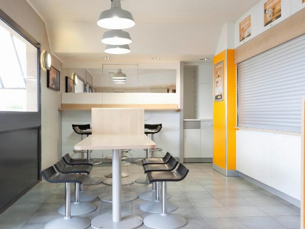 Unisotel Montauban EX F1 image 12